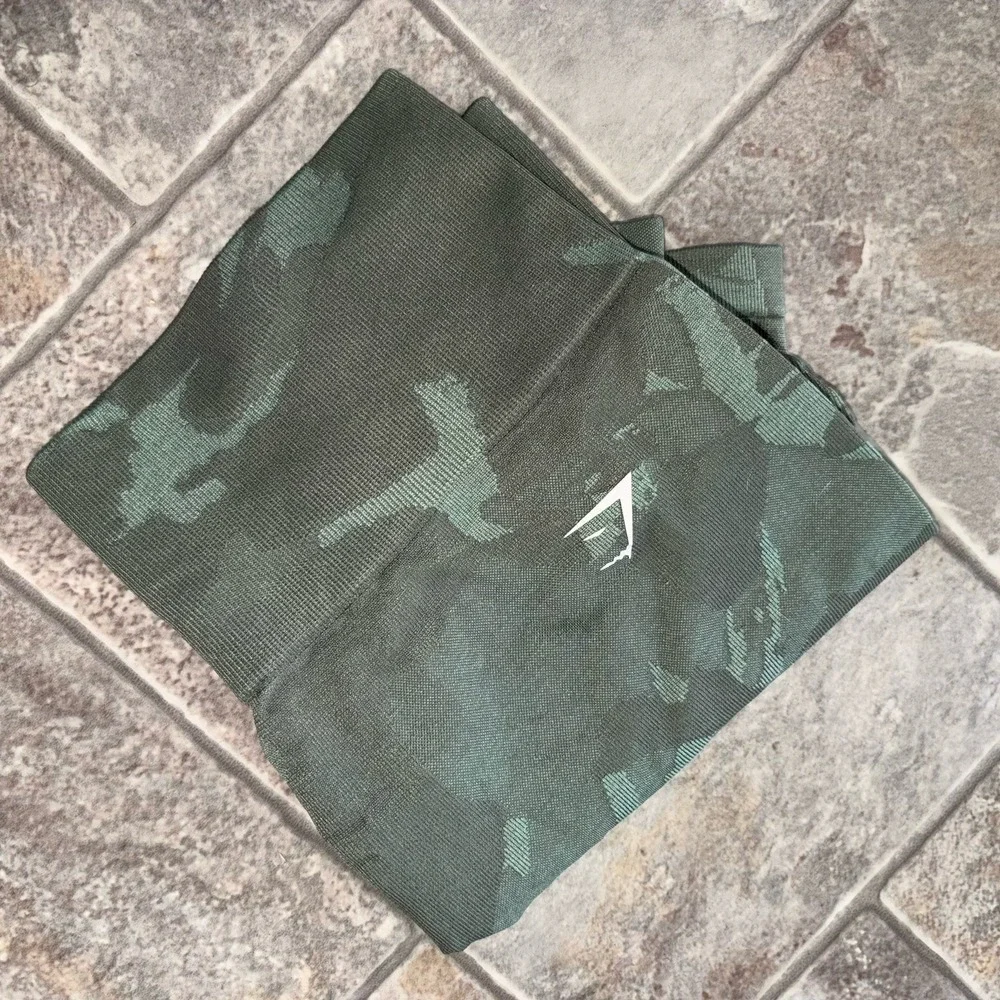 Gymshark Adapt Camo Seamless Biker Shorts Army Green Medium 5